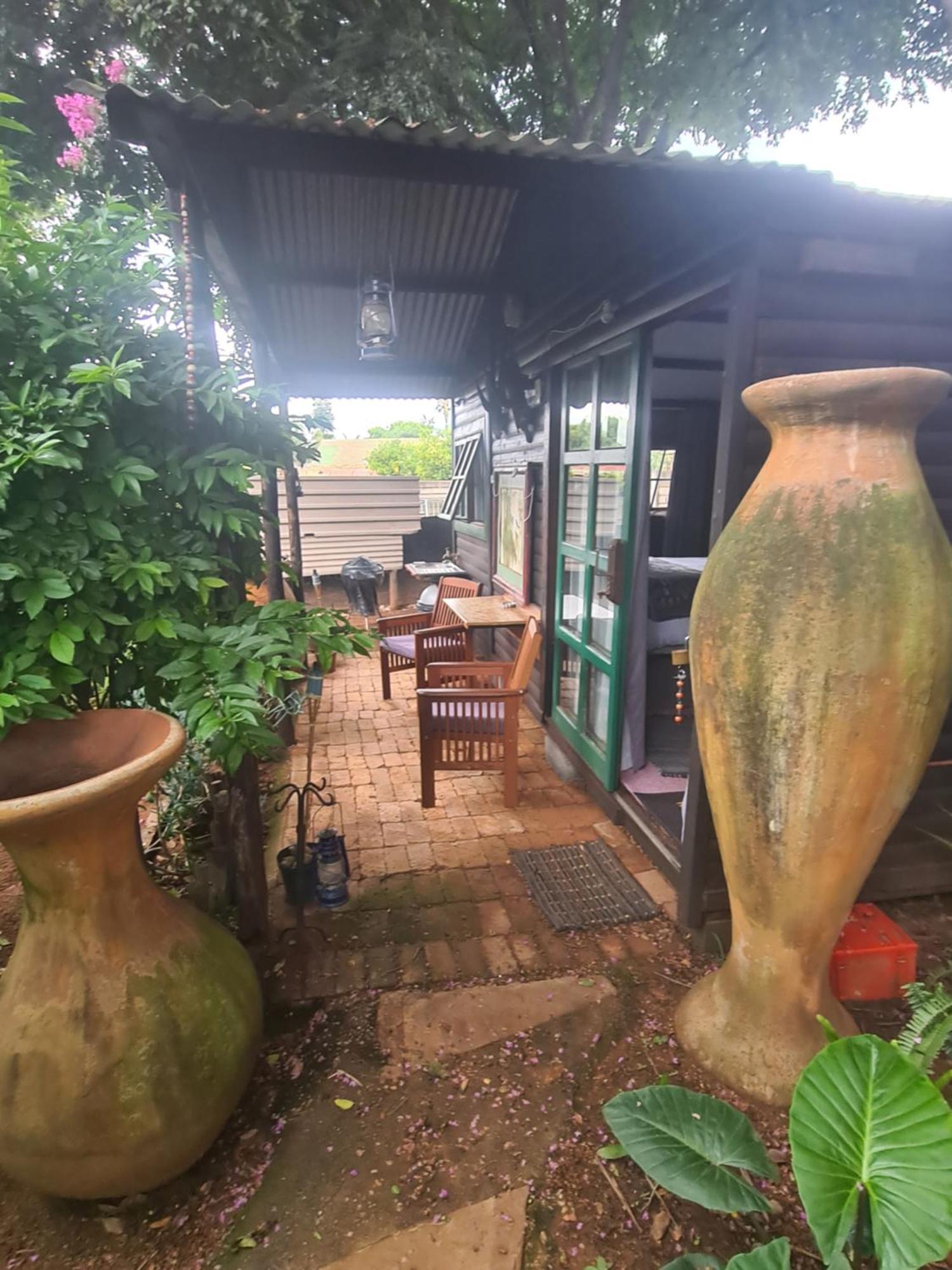 卡利南 The Old Cabin酒店 外观 照片